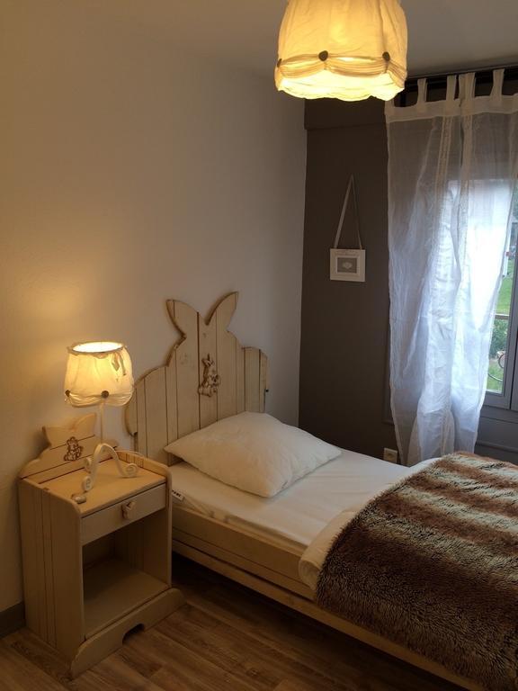 Gite Des 3 Chateaux Ribeauvillé Rum bild